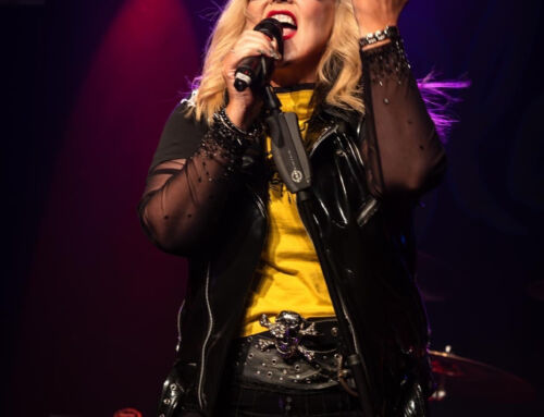 GREAT HARWOOD IS BLONDIED FOR CHRISTMAS EXTRAVAGANZA AS GLOBAL ROCK STAR RETURNS HOME FOR HEADLINE PERFORMANCE