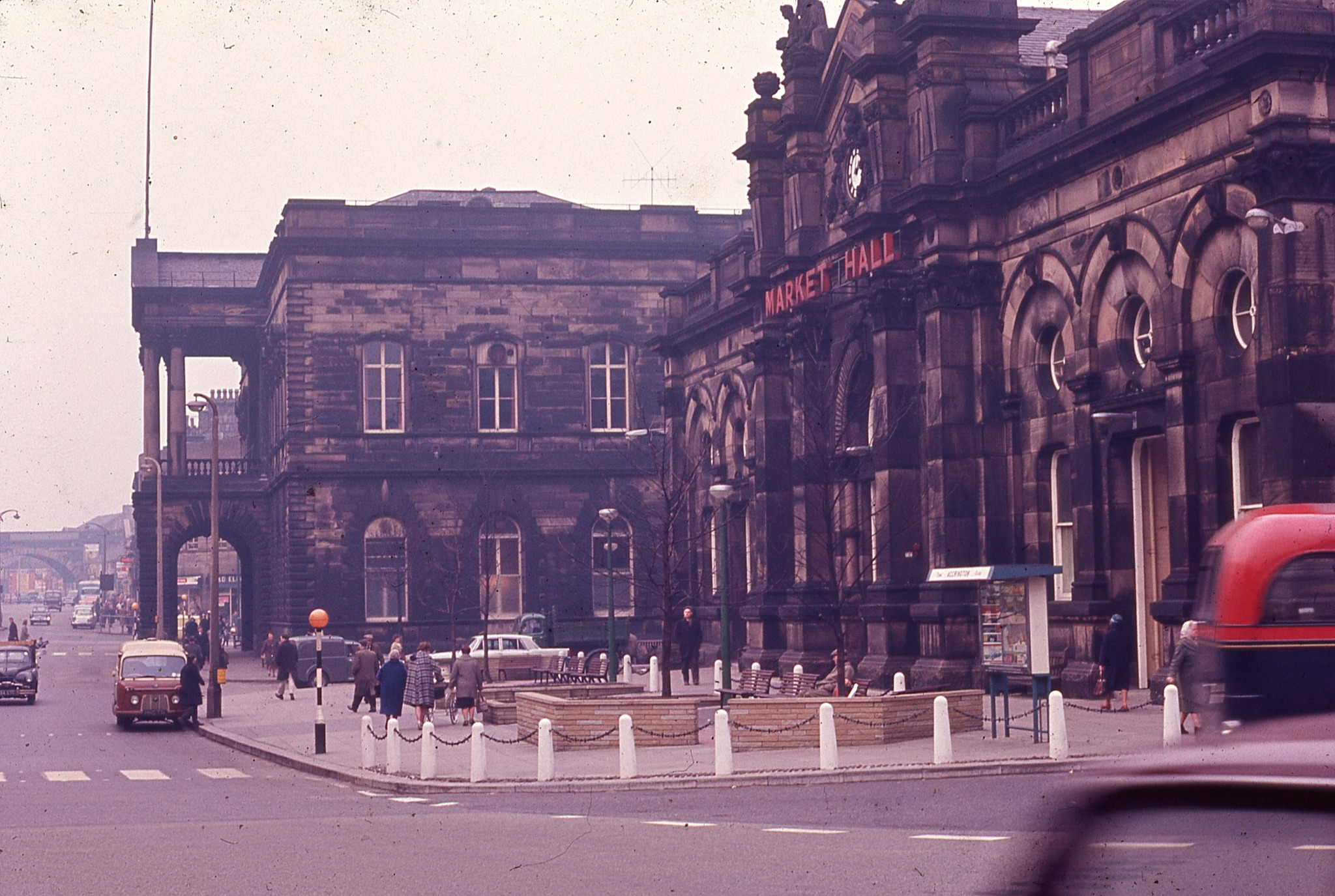 HISTORIC PICTURES OF ACCRINGTON MARKET BY GARTH DAWSON ARE INCLUDED IN THE NEW DISPLAY PHOTO CREDIT GARTH DAWSON ARCHIVE