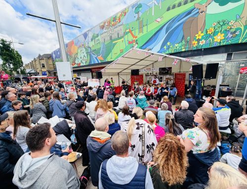 Town centre buzzes as thousands enjoy spectacular #AmazingAccrington Food & Drink Festival