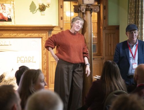 Julie Hesmondhalgh premieres new film as Dolly Parton’s Imagination Library makes welcome return to Hyndburn