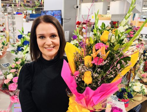 Florist returns to Accrington Market decades after working on Dad’s stall